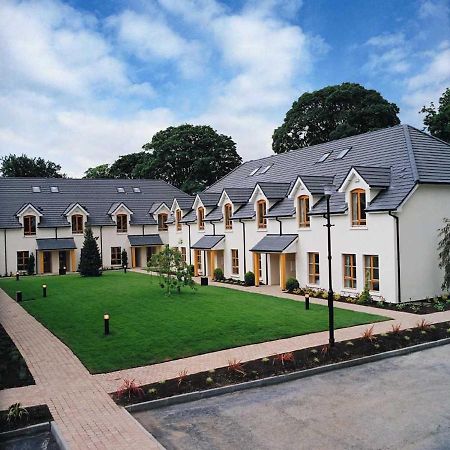 Heyward Mews Holiday Homes By Trident Holiday Homes Swords Kültér fotó